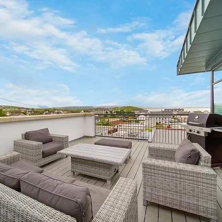 Bayview 4-bedroom Penthouse Сasa de vacaciones