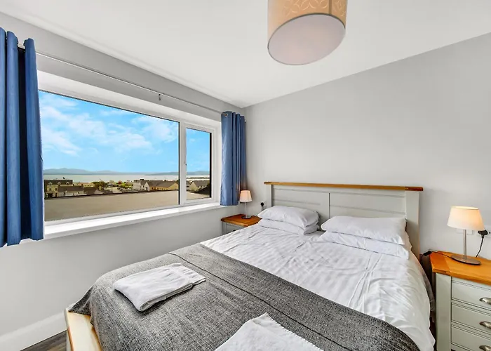 Bayview 4-bedroom Penthouse