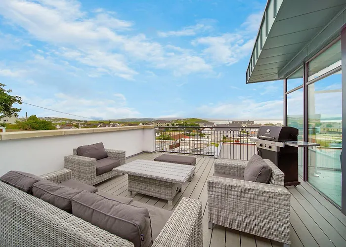 Bayview 4-bedroom Penthouse Ferienhaus