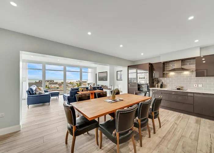 Ferienhaus Bayview 4-bedroom Penthouse Downings